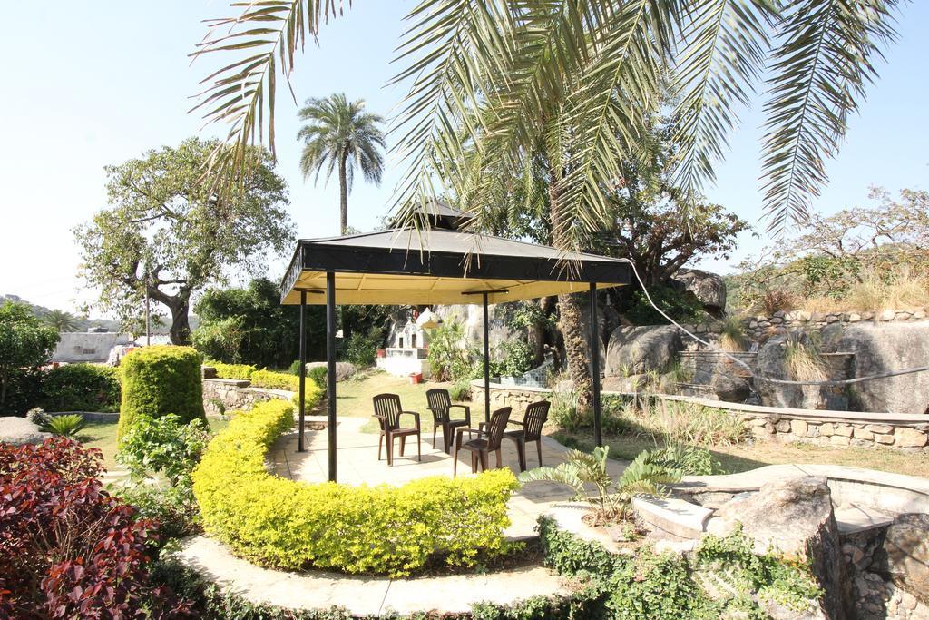Richi Valley Mount Abu Hotel ภายนอก รูปภาพ