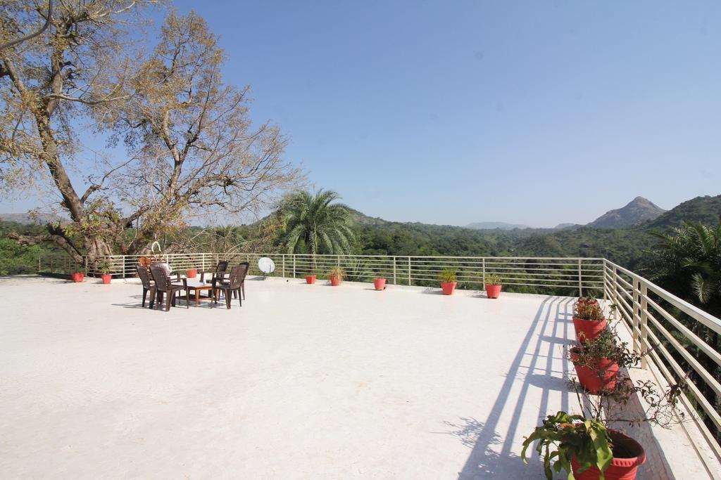 Richi Valley Mount Abu Hotel ภายนอก รูปภาพ
