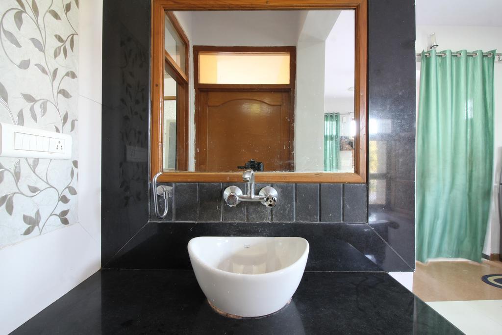 Richi Valley Mount Abu Hotel ภายนอก รูปภาพ