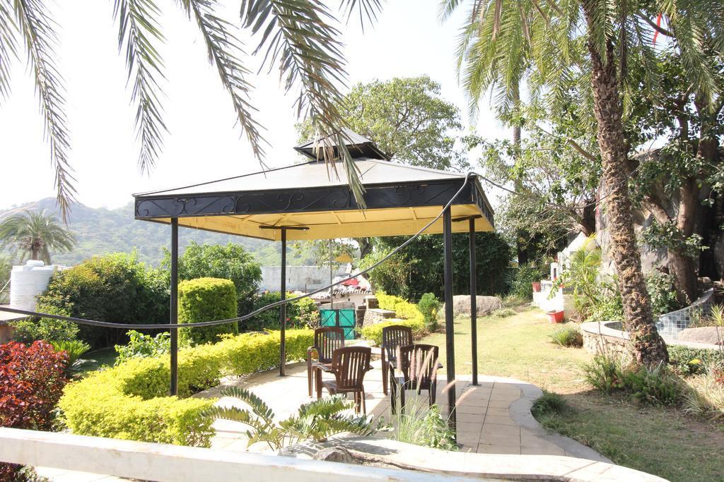 Richi Valley Mount Abu Hotel ภายนอก รูปภาพ