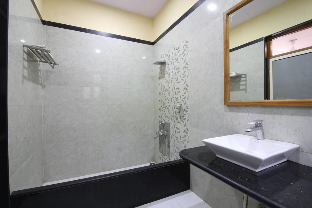 Richi Valley Mount Abu Hotel ภายนอก รูปภาพ